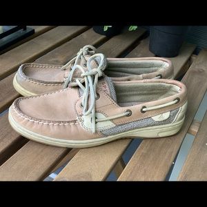 Women’s sperry’s